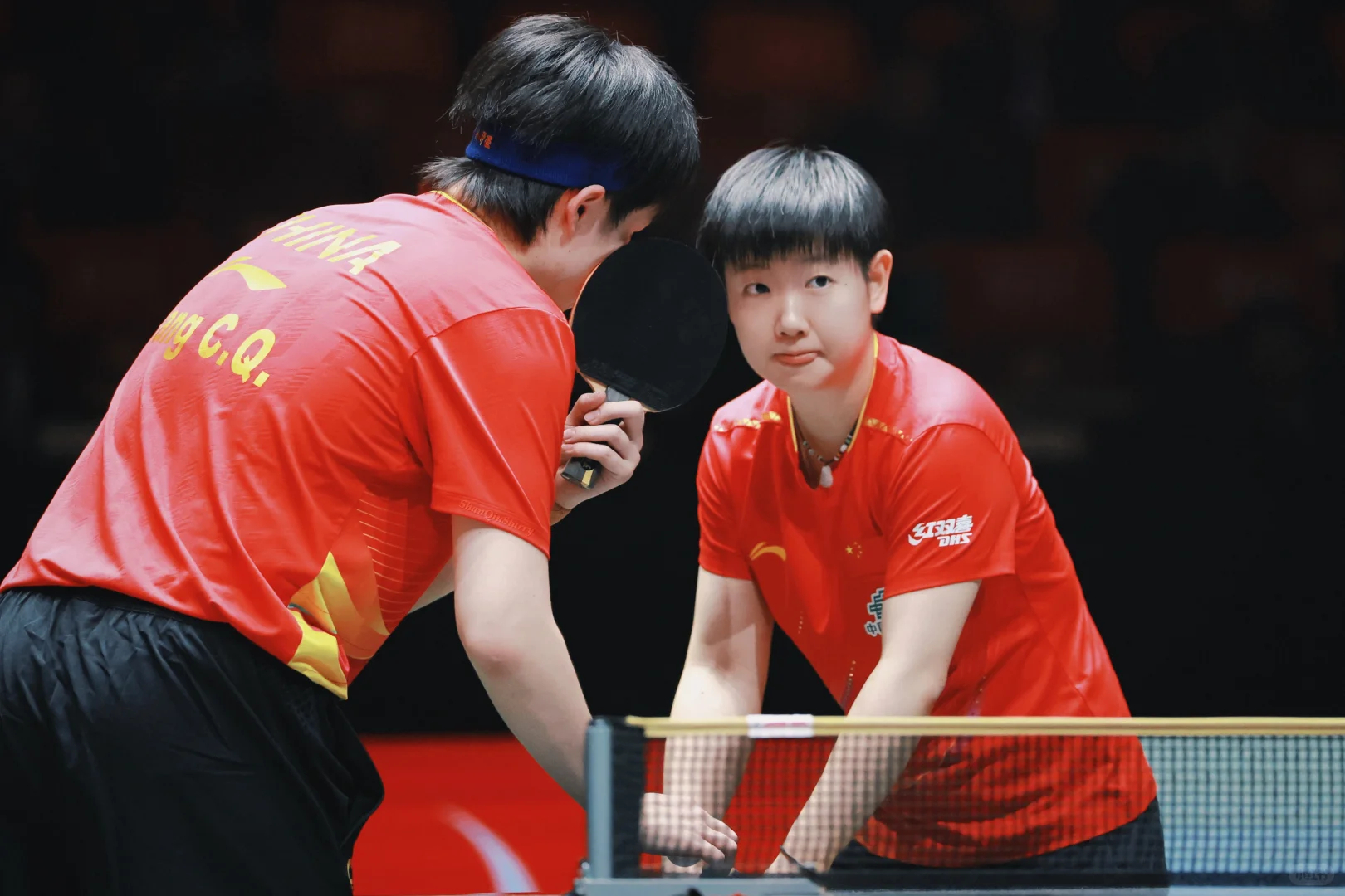 孙颖莎 单打年度比赛64场，外战胜率100%！输5场：王曼昱x2、陈幸同、陈熠、