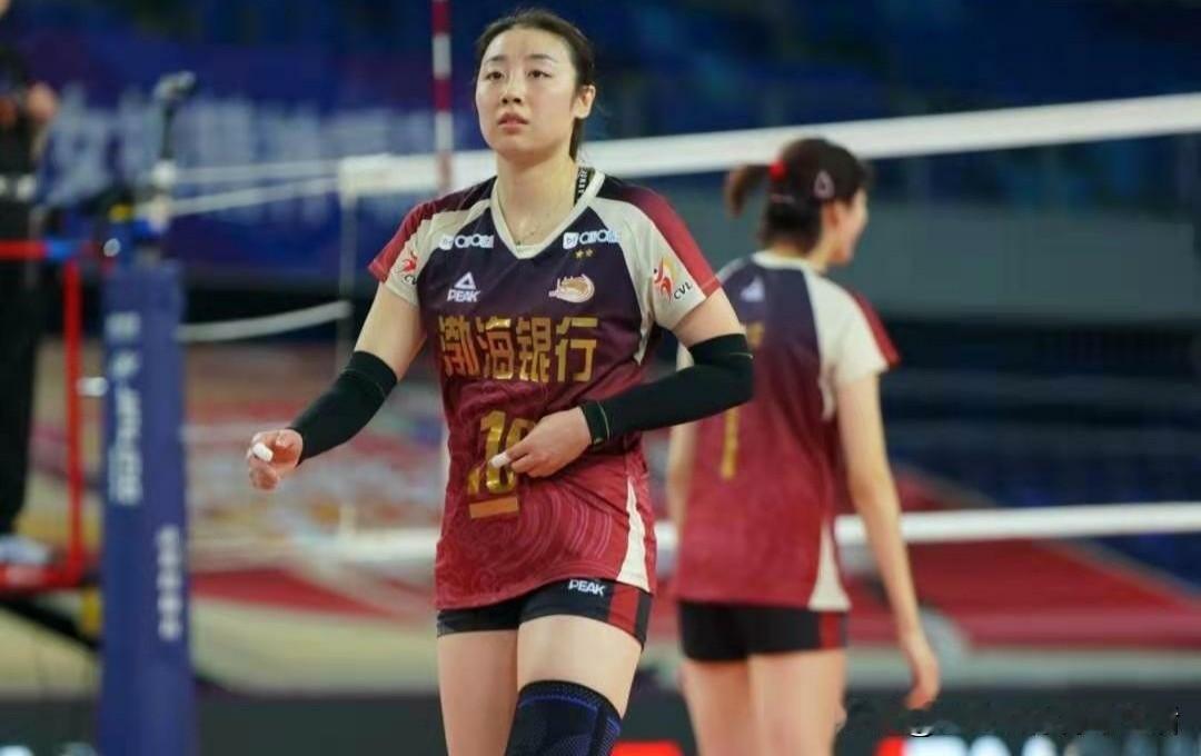 豆包怎么看姚迪与刁琳宇的二传水平？
头条上“暗客”的文章关于“为什么有人一定要把