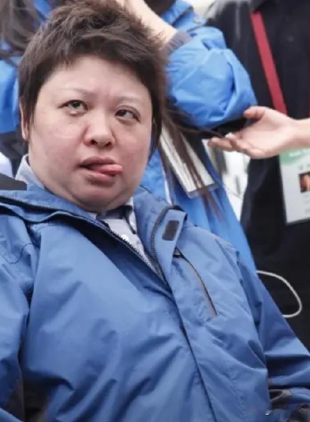 韩红今天官宣因受台风影响，武汉个人演唱会取消，巴威：这锅我不背，青天大老爷，我冤