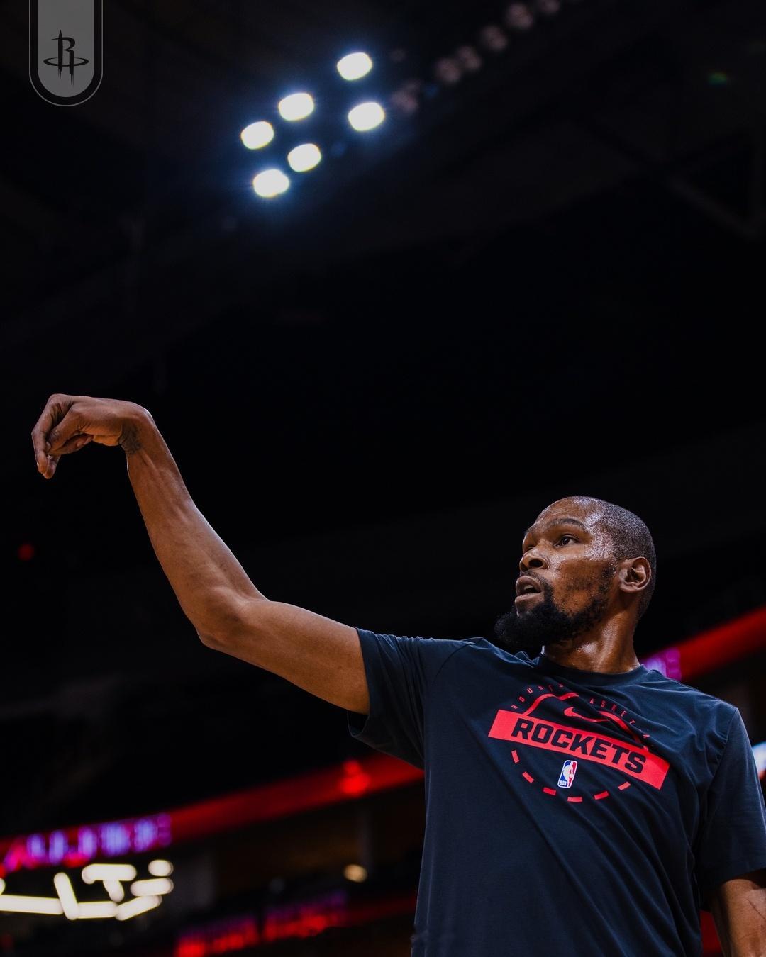 🚀冲，看比赛了！活塞vs火箭休斯顿火箭NBA吐槽大会 ​​​