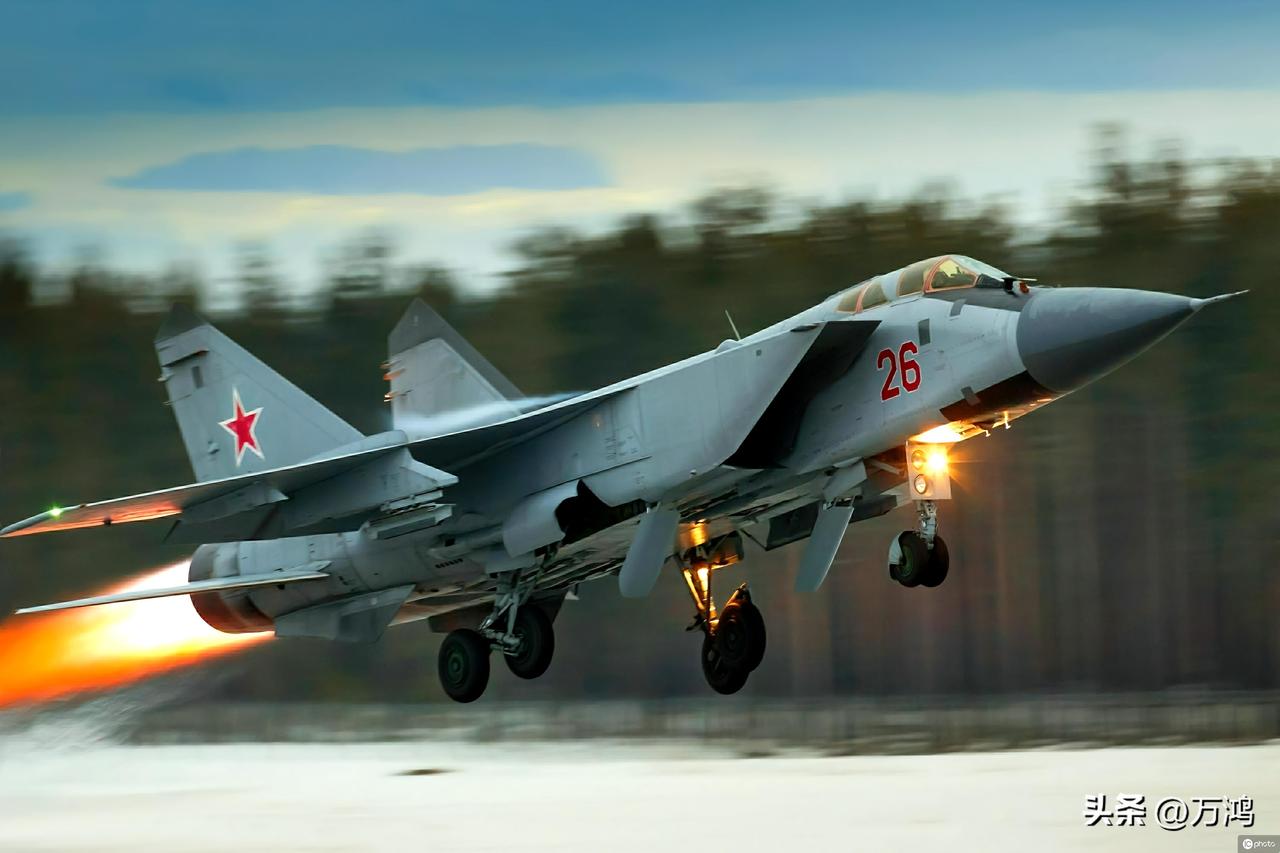 究竟是普京蓄意挑衅，还是欧洲咄咄逼人？
俄罗斯战机竟再度“侵犯”北约国家领空。此