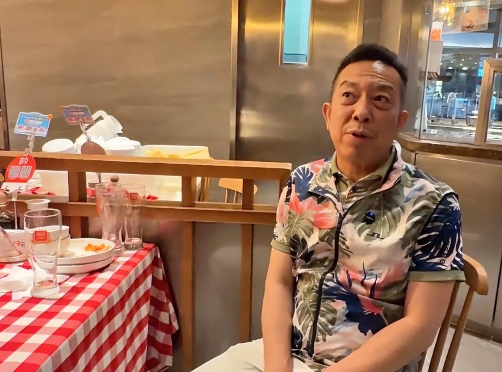 西贝换人了
根据查询，西贝在近期发布了多个重要岗位的招聘，包括法务主管、品牌传播
