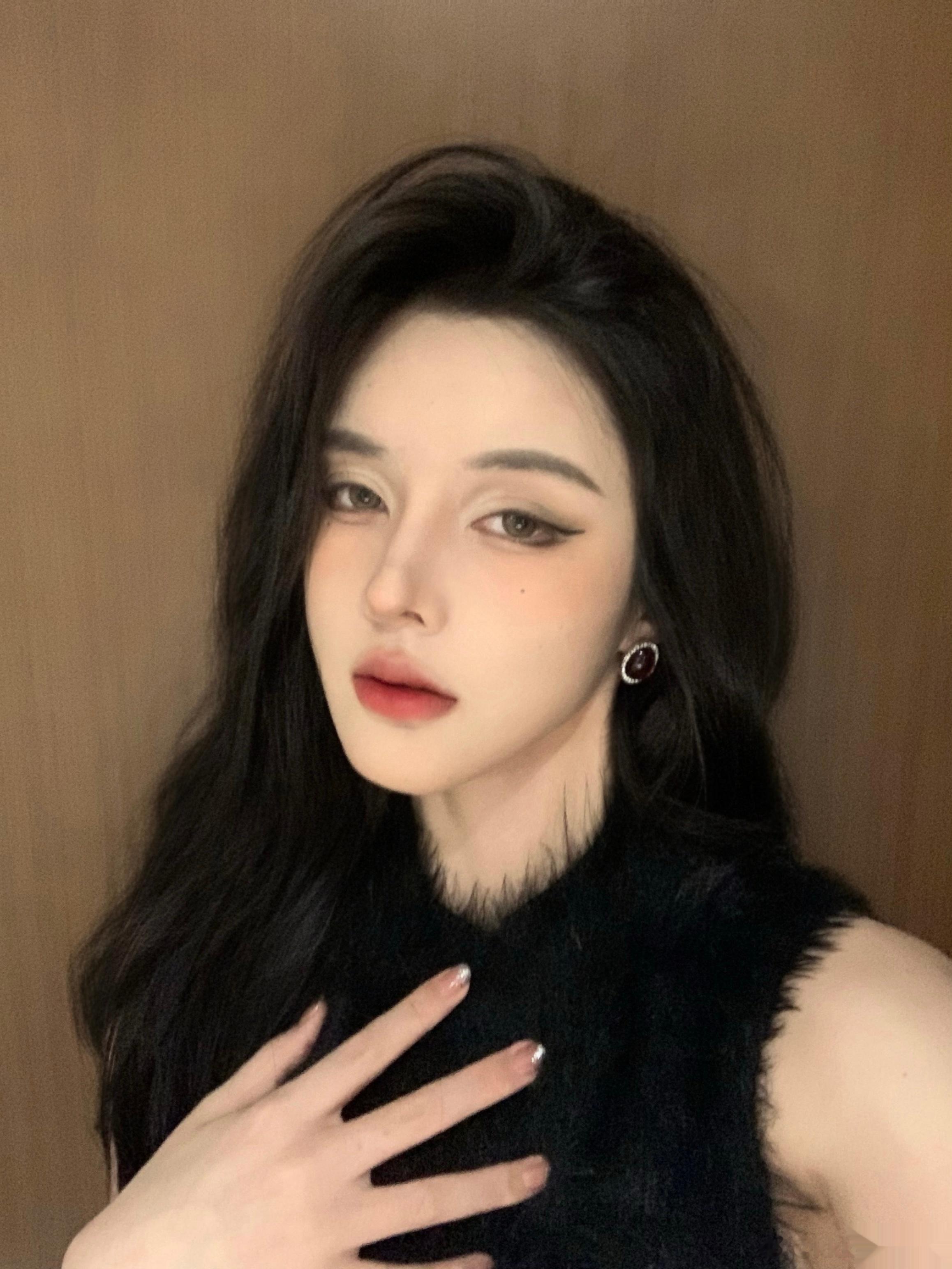 好久没打扮自己了 ​​​