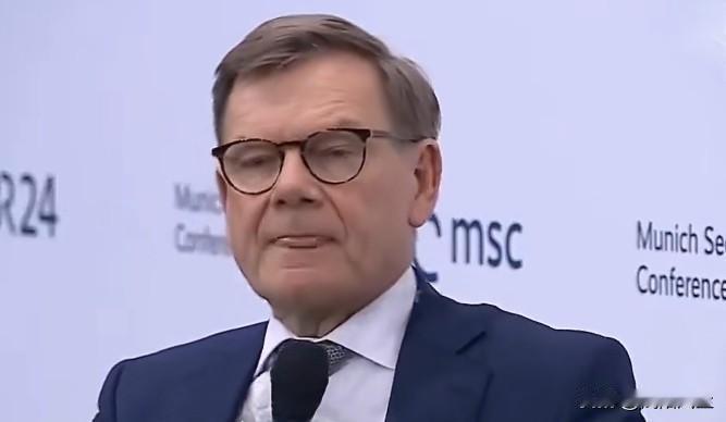 德国外交部长约翰·瓦德富尔表示，欧洲应增强抵御能力，寻求与印度、巴西等全球南方国