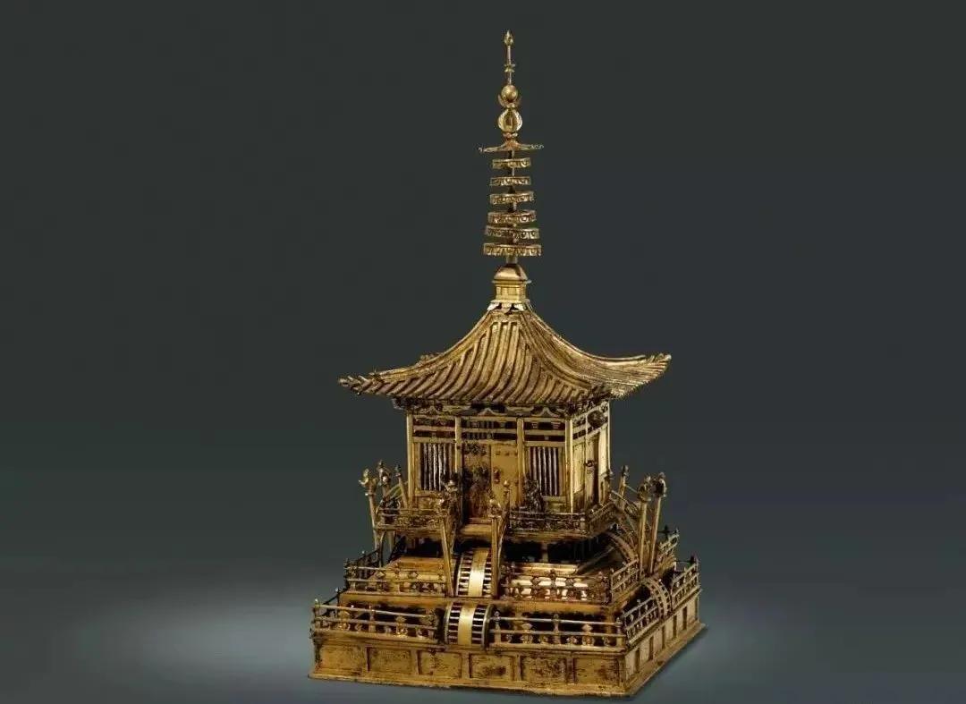 唐代，1987年陕西宝鸡法门寺地宫出土。塔内盛放鎏金伽陵频迦鸟纹银棺一枚，第四枚