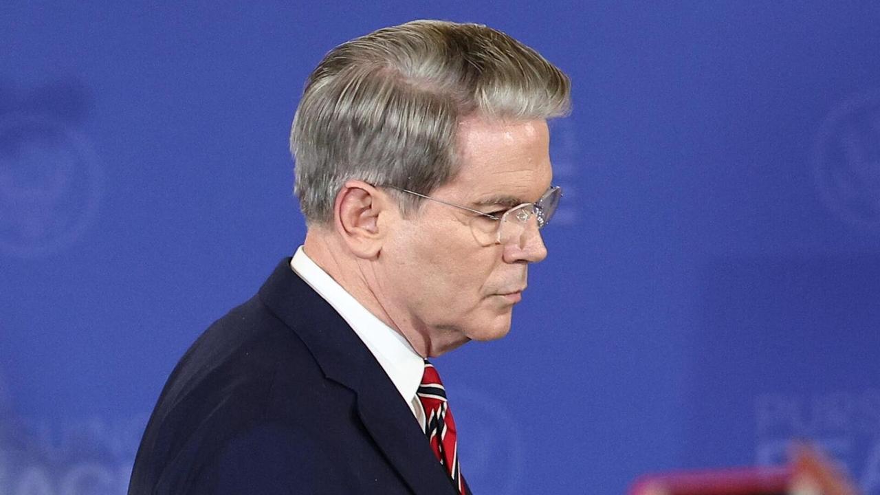 美国财长贝森特：美国不会延长购买俄罗斯和伊朗石油的通用许可文件

俄罗斯卫星通讯