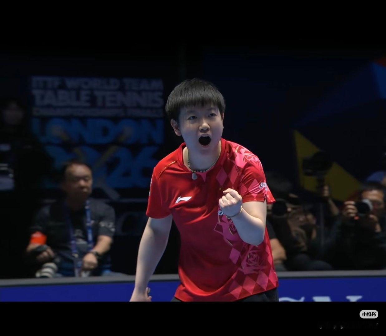 中国女团vs日本孙颖莎3:0早田希娜，3:0张本美和，为中国队夺得团体赛的两分！