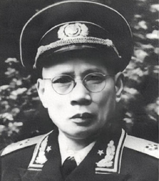 吴西被认定1929年参加革命，老战友莫文骅出面证伪：应该还早四年
谁说档案无辜？