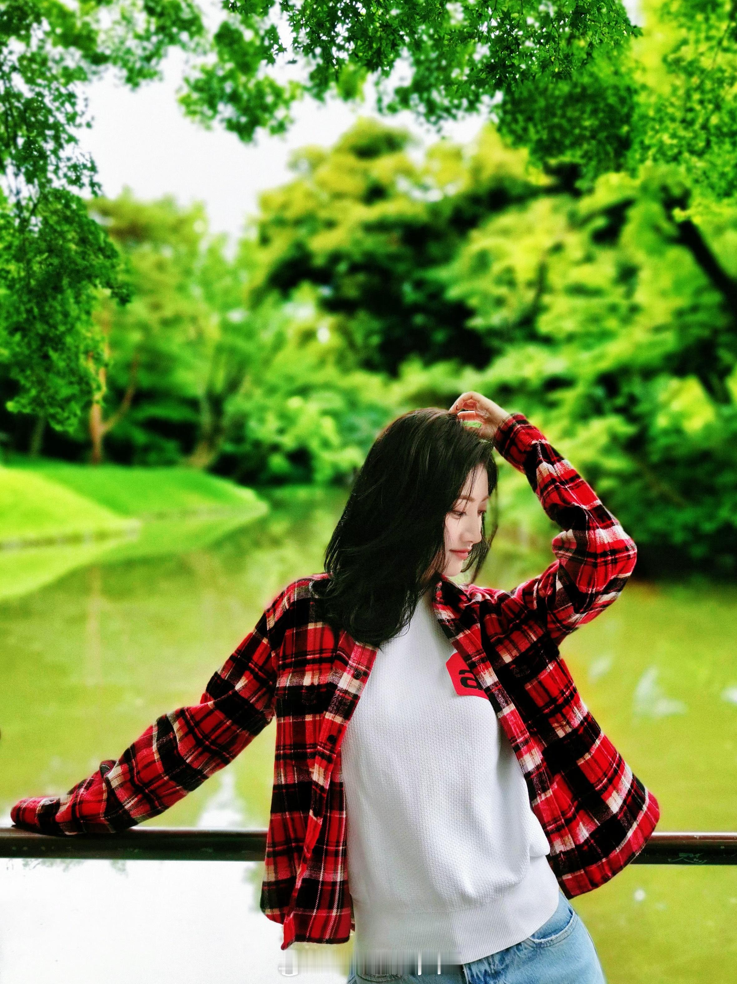 景甜  | 景甜你是真的很不错  | 景甜 清冷眼神+松弛姿态，甜飒buff叠满