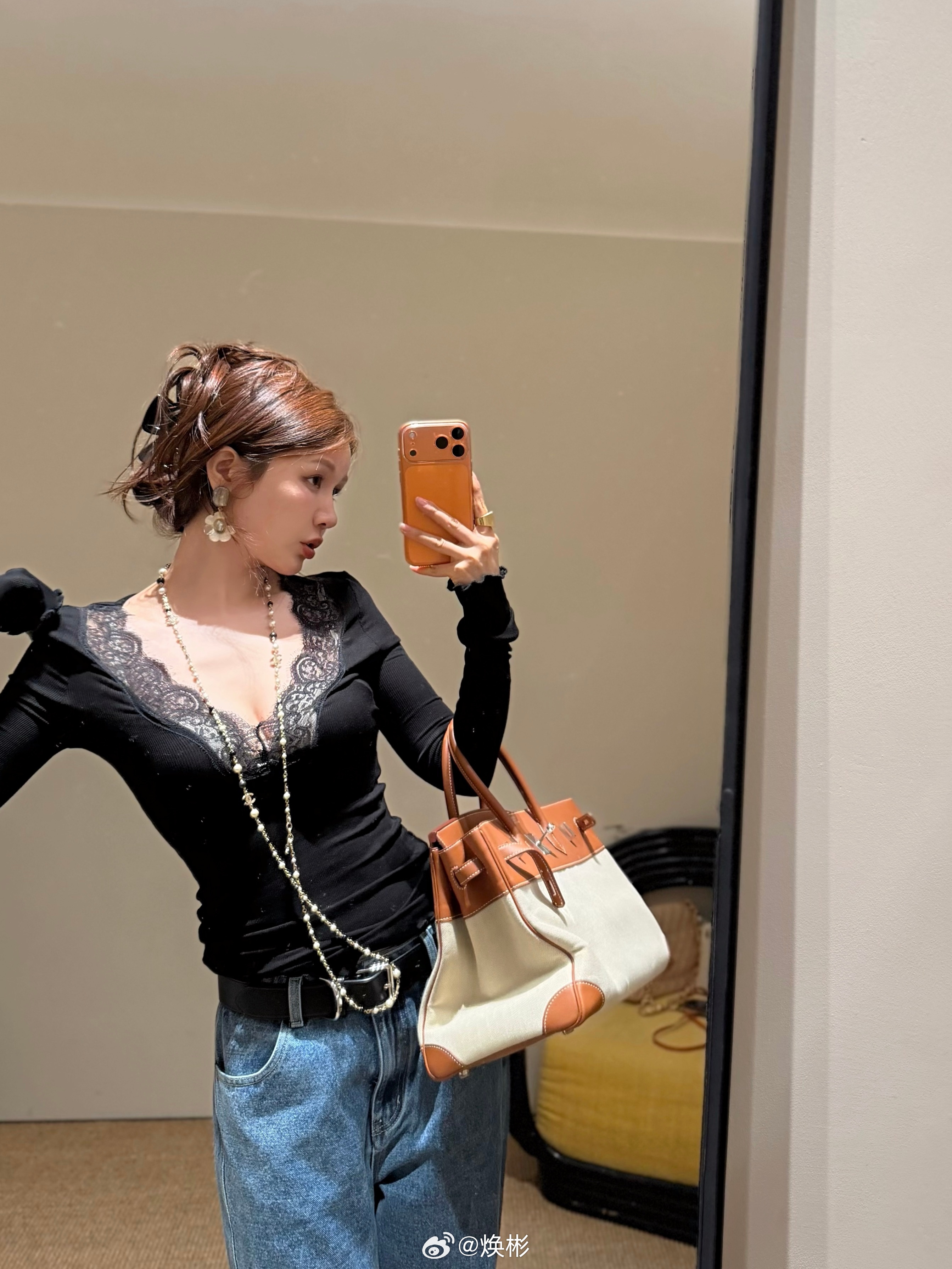 给库克一点点建议，每年ProMax版iPhone外观都改一下，这样每年大家才会有