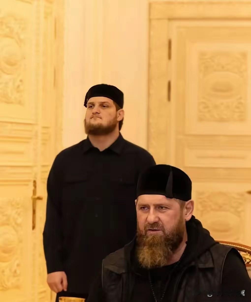 卡德罗夫儿子出车祸，有的说是真的，有的说是假的！

如果是真的话，那肯定是有人在