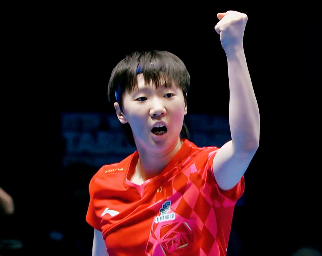 夺冠了，夺冠了！王曼昱3:0拿下早田希娜，伦敦世乒赛，国乒3:2拿下日本队！
