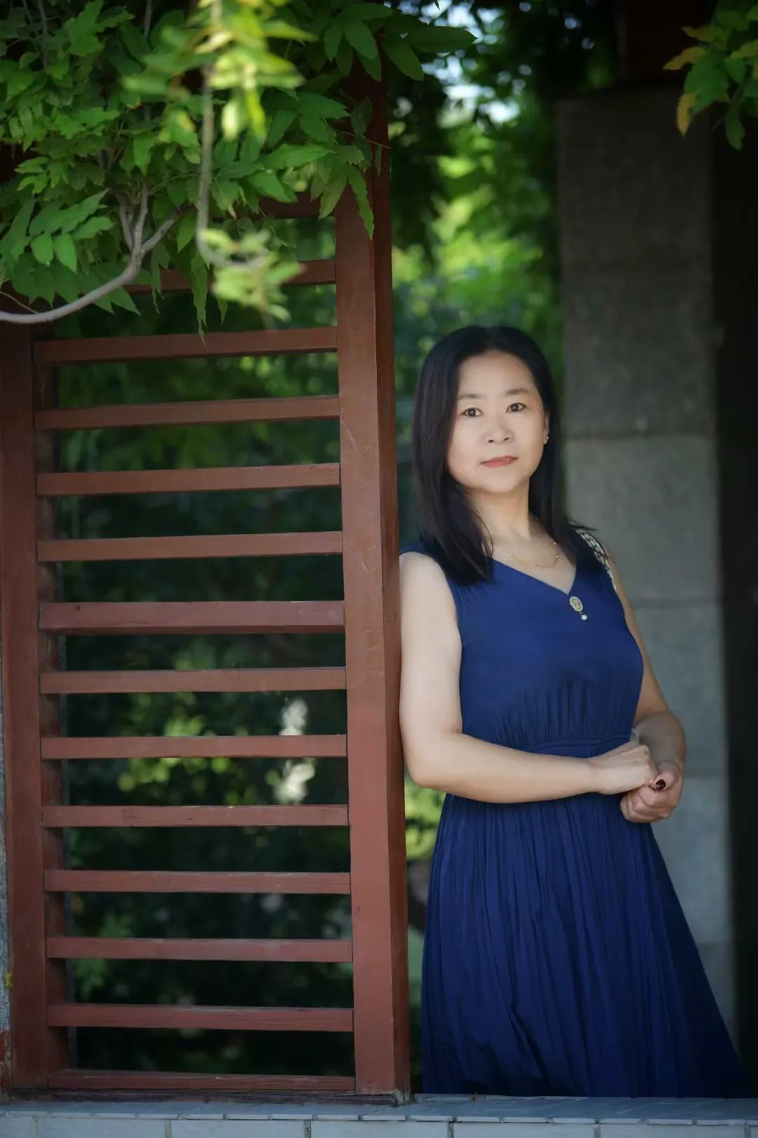 满满的回忆，去年同期拍摄于龙湖公园。