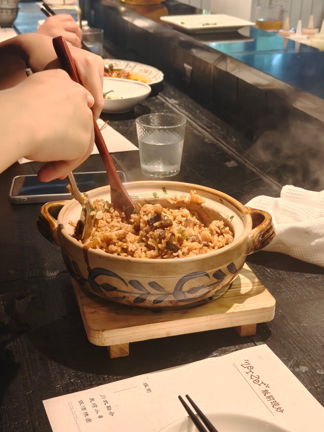 打卡冉家坝网红餐厅明厨亮灶 现炒现吃谁说这不是一种Omakase呢重庆美食美食探