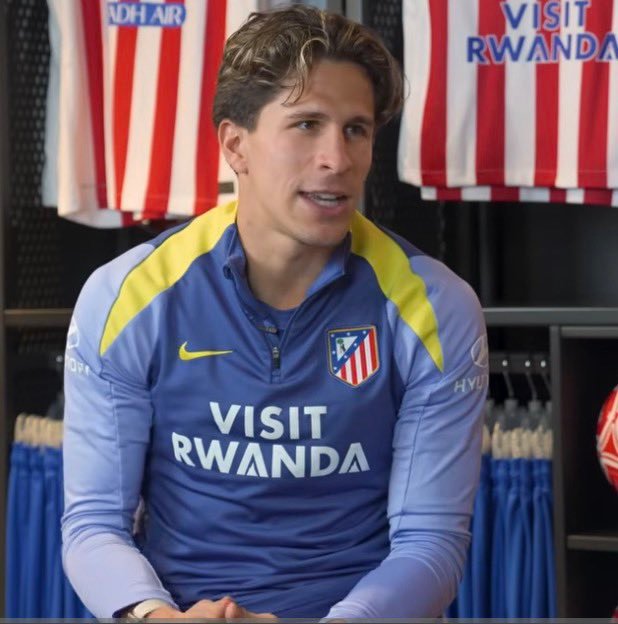 🎙训练期间，哪位球员给你留下的印象最深？💬朱利亚诺·西蒙尼（Giuliano