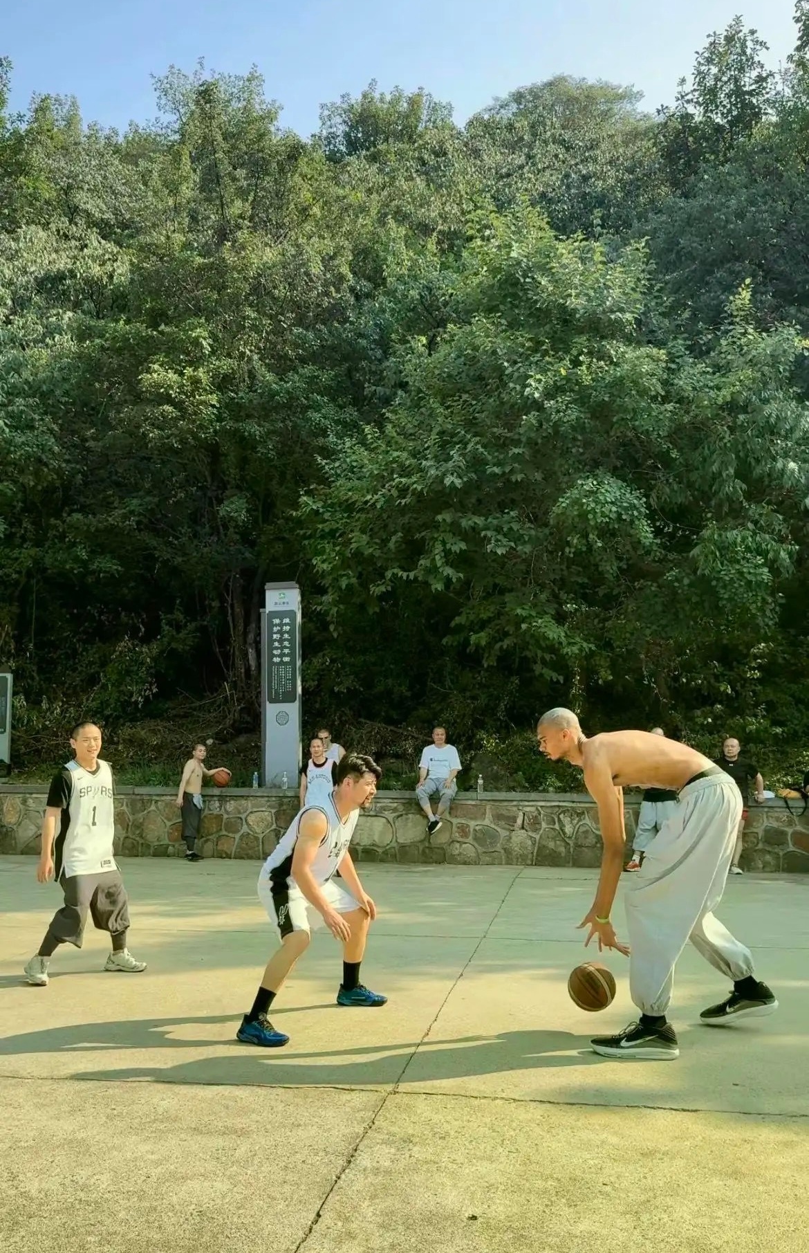 终于整上副业了[doge]🏀超话创作官 ｜文班亚马 ｜我的观赛搭子 ​​​