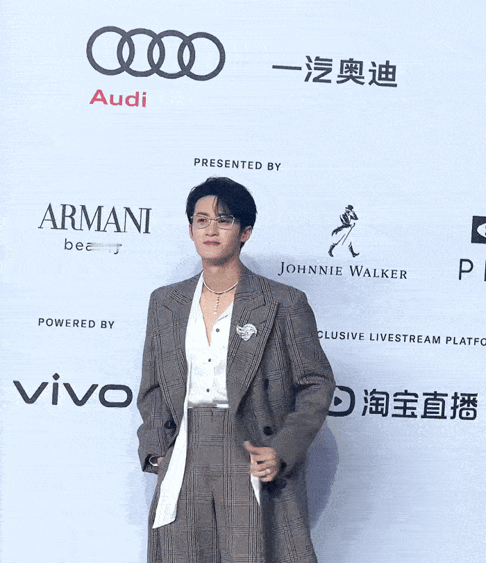 檀健次找不到兜系列永不断更🙊🙊🙊檀健次找不到兜系列永不断更