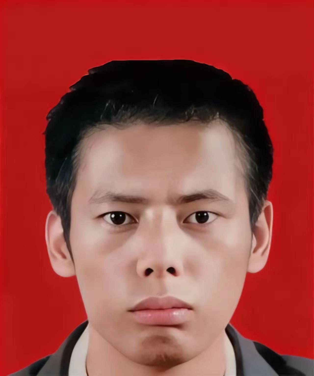 1978年3月出生的蒋正全，平日里是家乡田间地头勤劳朴实的庄稼汉，邻里提起他都夸