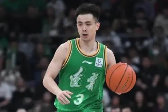 太吓人了！辽宁116-109战胜青岛，我发现了三个不可思议的事实：
1.张镇麟表