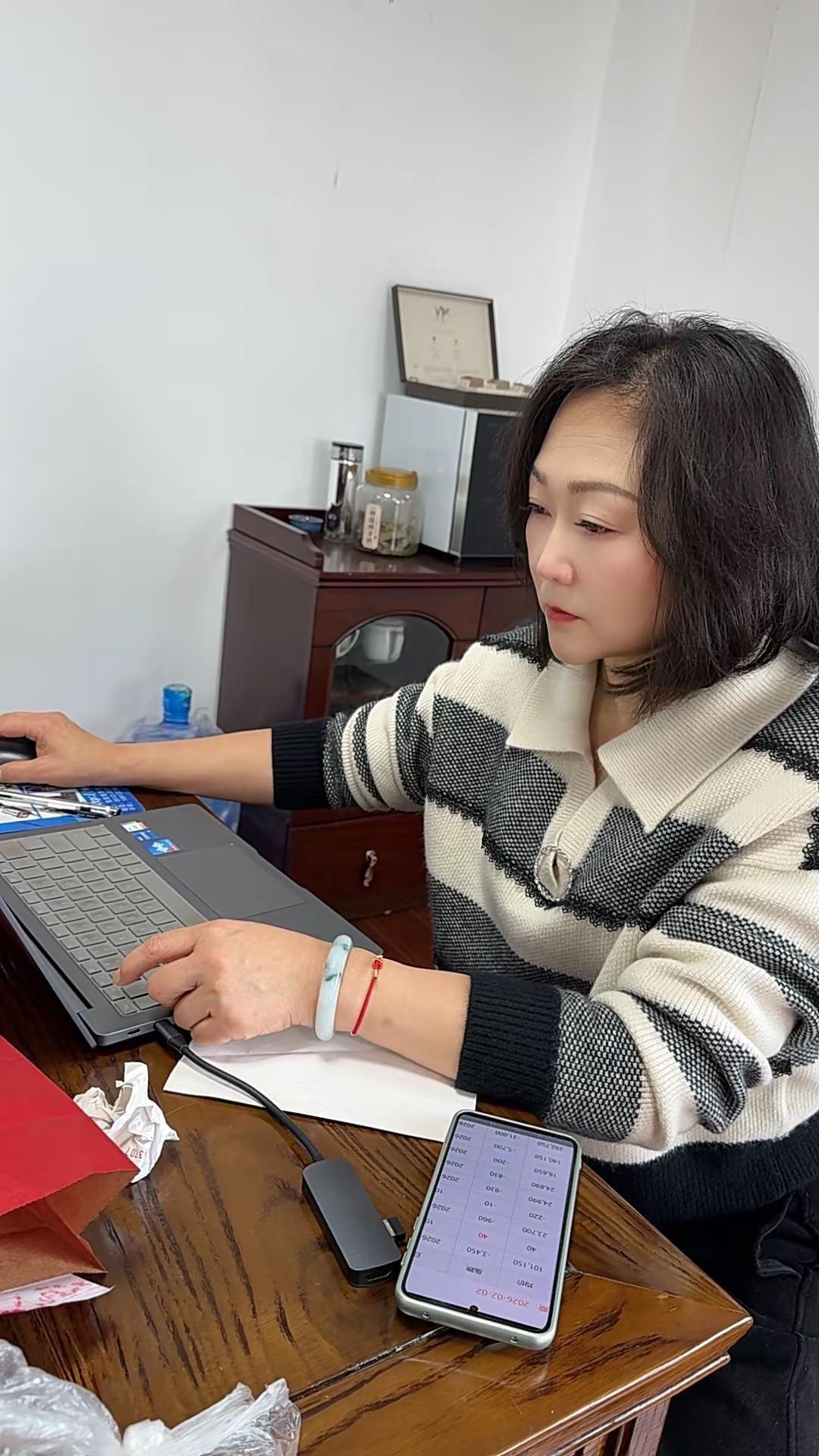 骂我可以，如果有动手的想法请干他们，因为他们比我更美