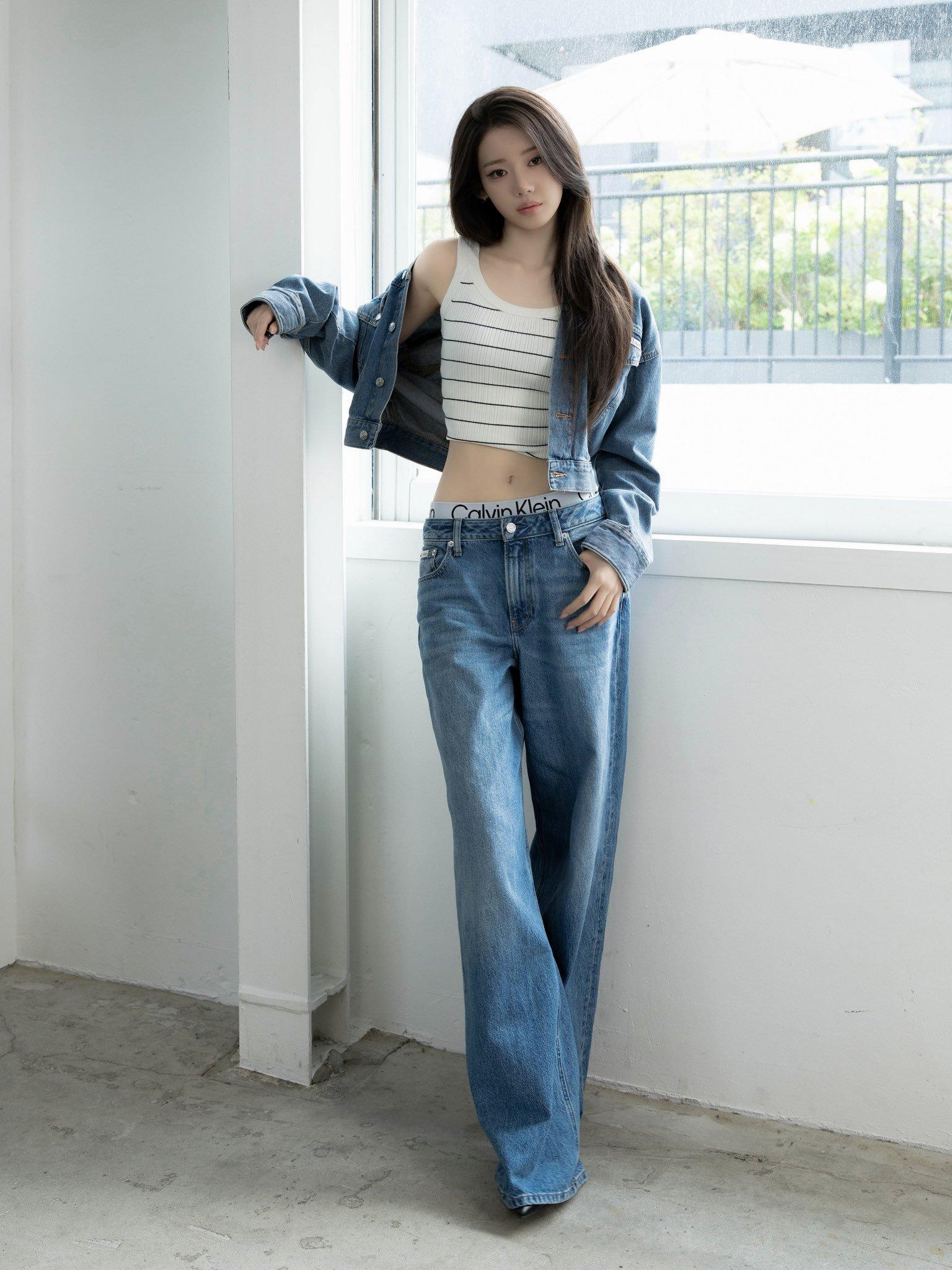 RORA for CalvinKlein🖤💙 （此女这个身材真的是