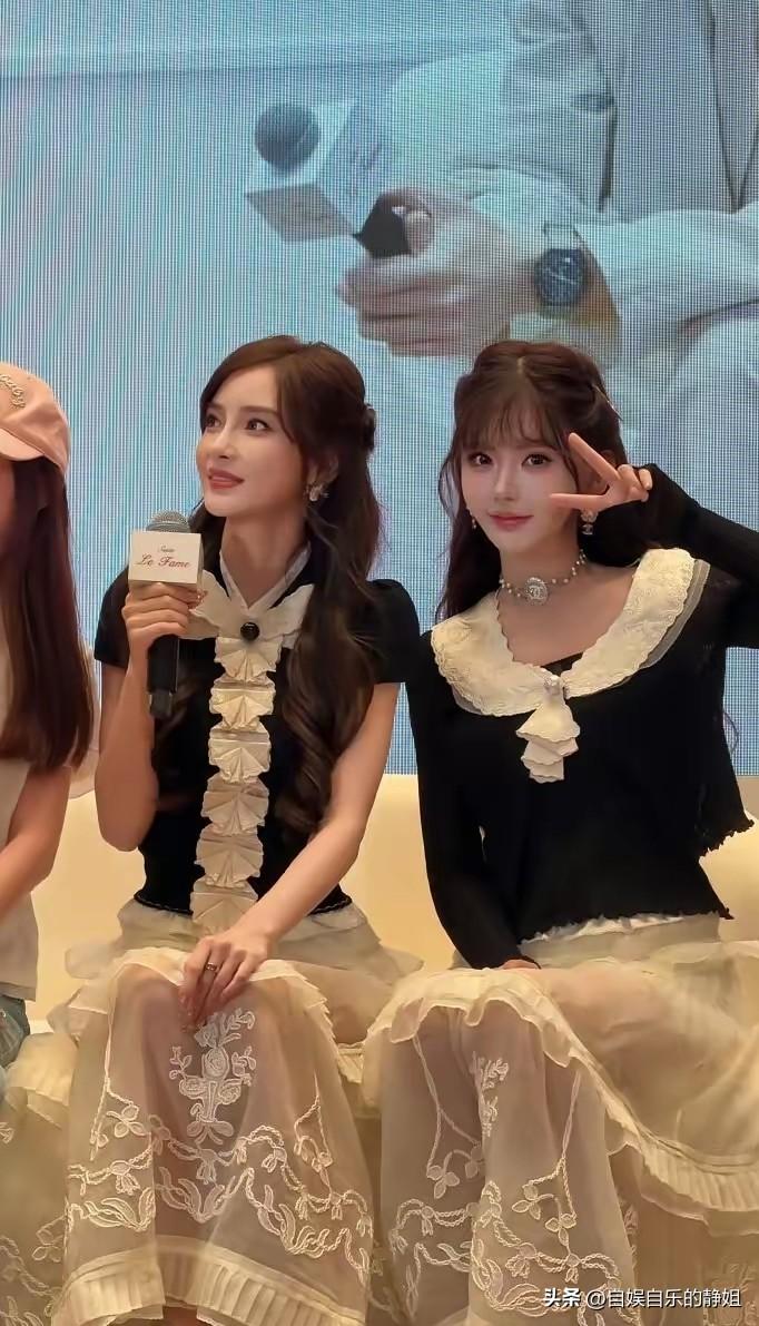 感觉现在的杨颖Angelababy已经把自己的定位放低到了网红圈了。

她知道她