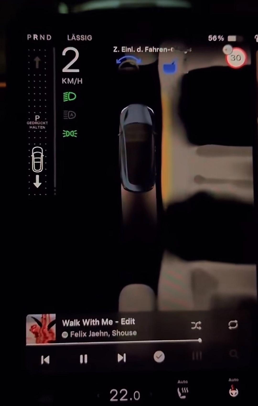 卧槽！特斯拉自动换档要来了？也是解决了我一个疑问，怎么判断我是向前还是向后？尤其
