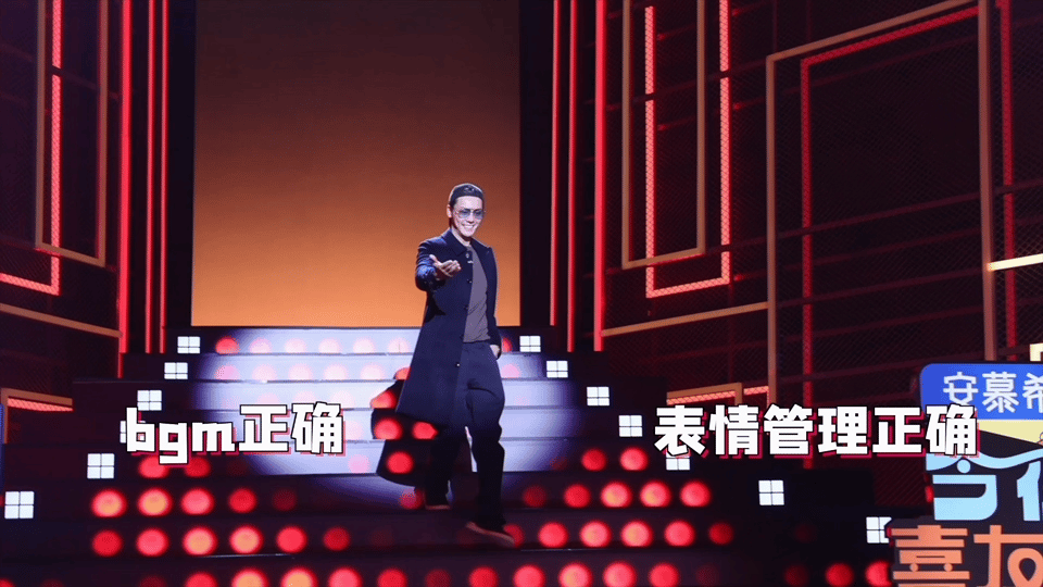 提词器罢工陈伟霆真脱口秀了 提词器突然罢工，淡定控场全程脱稿！一个舞台小意外秒变