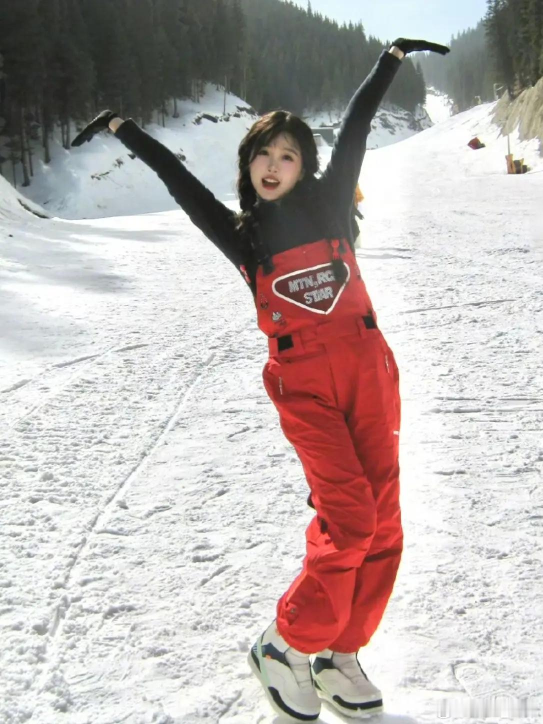 虞书欣父亲索赔17w败诉虞丕杰索赔17万败诉 律师回应：已启动上诉程序 判决书尚