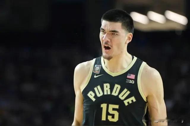 郇斯楠宣布下赛季加盟篮球名校普渡大学，回顾普渡大学走出的那些球星。

2017年