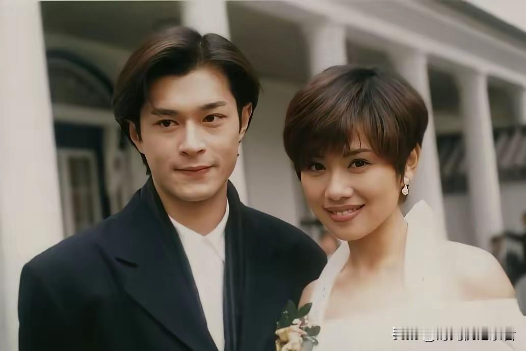 谁会想到嫁给演员张铎的姐姐，竟然是陈松伶，《天地男儿》的女主方巧蓉竟然嫁给了一个