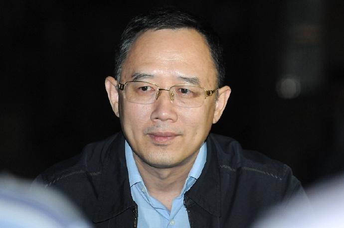 距离落马快要满一年的时候，金湘军因涉嫌受贿案被提起公诉。这意味着，金湘军即将走上