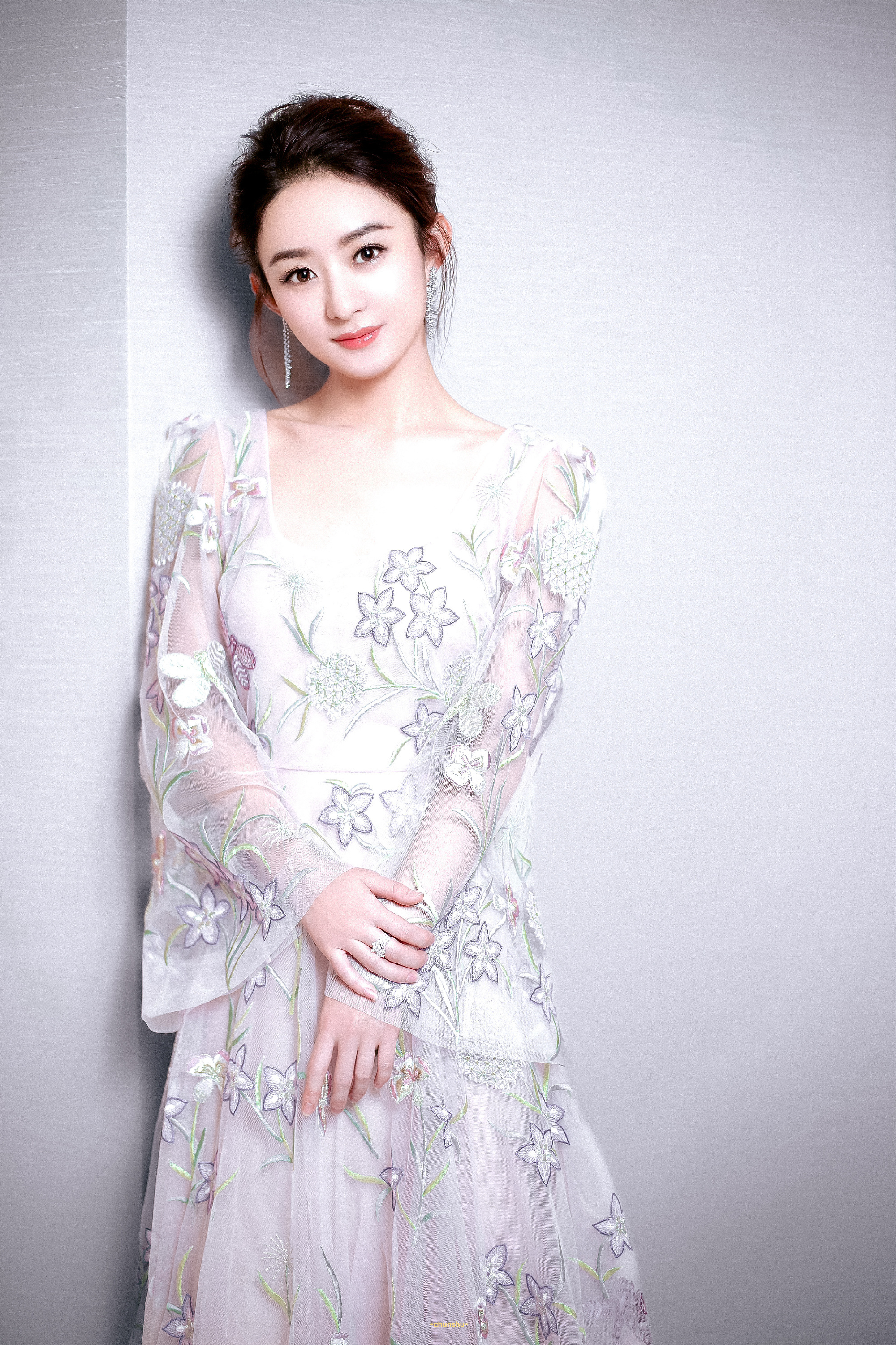 赵丽颖电影澎湖海战 zly赵丽颖黄和娘“我见她骨子里有枝花于春绽放”