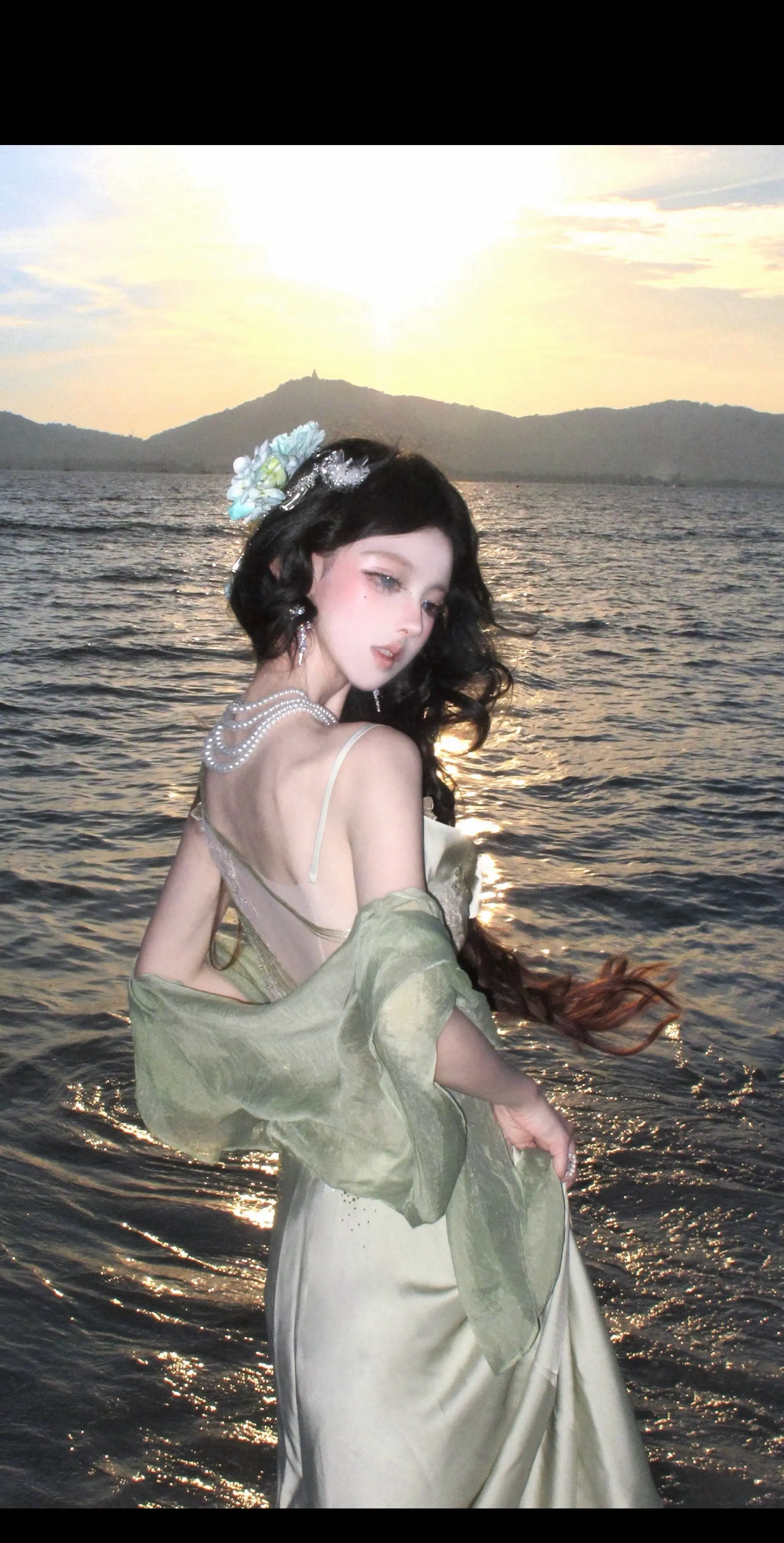 困住我在无边牢笼里面  🐚