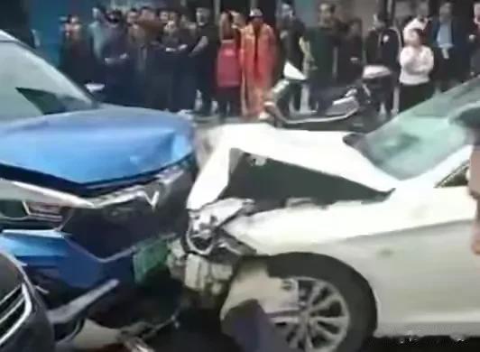  震惊之余也多了一份思考！连日来在济南、辽宁东港等地已经有几起类似案件发生，每起