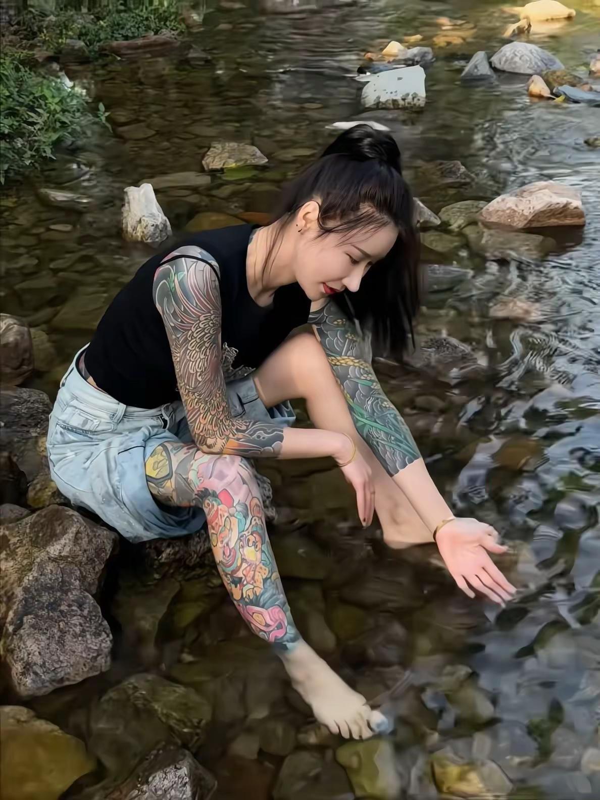 你说喜欢我是真的还是想骗花臂