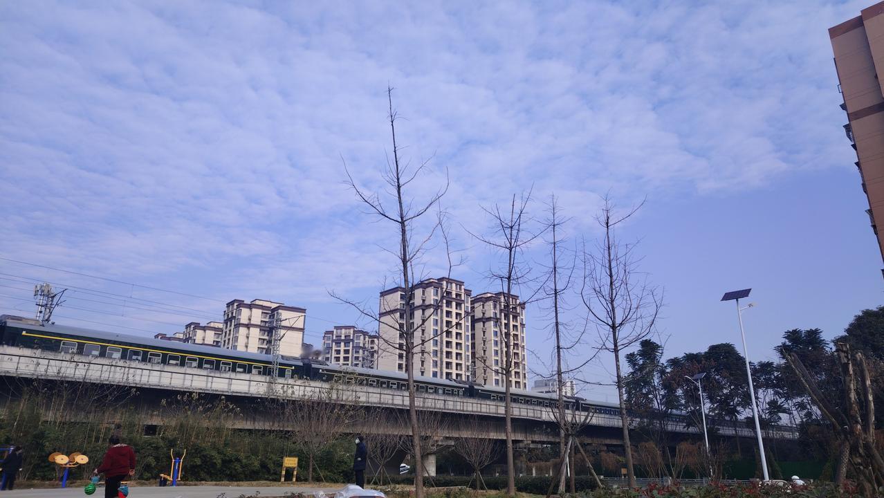 女人在关系中的真实需求，心暖了，身才会软
   我有个闺蜜小蔓，去年离婚了，她之