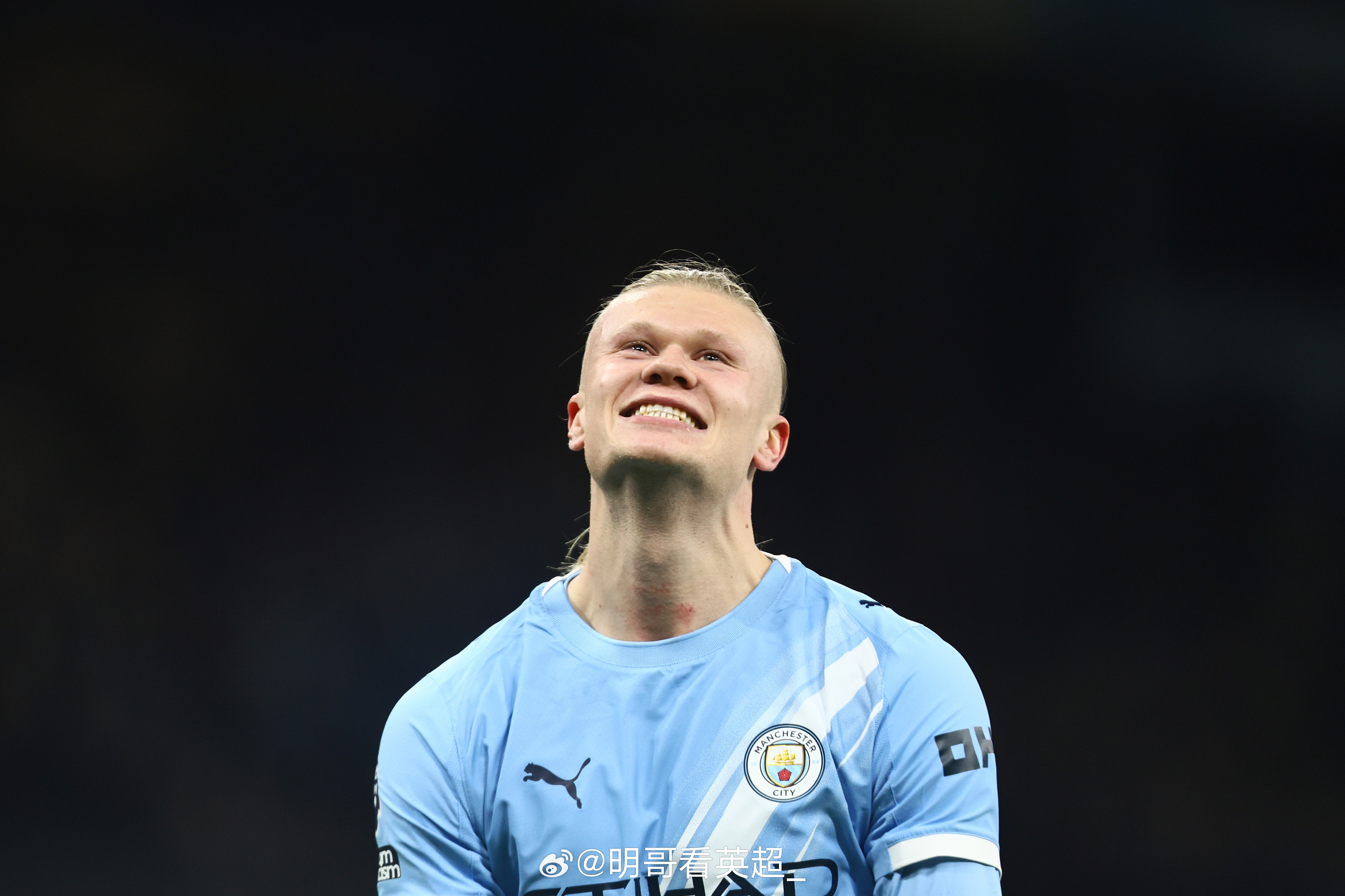 魔人醒醒！哈兰德本月出场的3场比赛都没能收获进球，3场比赛一共6次射门1次射正。