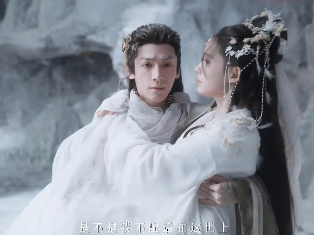 哪个女明星和罗云熙同框感觉都好胖[允悲] ​​​