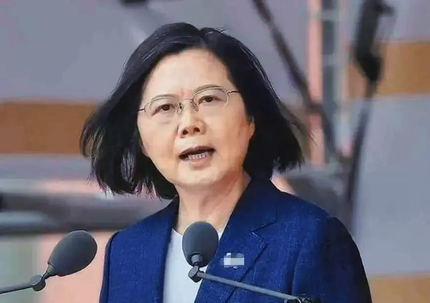 岛内消息称，“台独首恶”蔡英文拟于11月8日窜访德国，并计划10日发表相关演说，