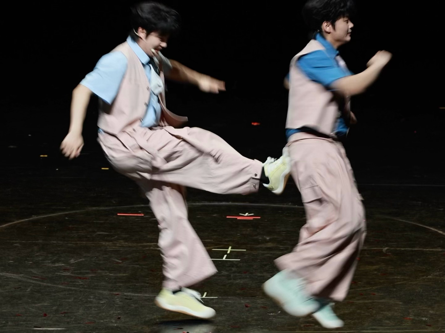 双高胎                九天雷霆双脚蹬🦶🏻🦶🏻 