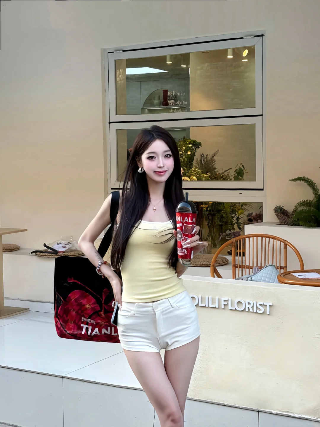 𝚜𝚑𝚊𝚛𝚎 𝚖𝚢 𝚜𝚞𝚖𝚖𝚎𝚛🍒