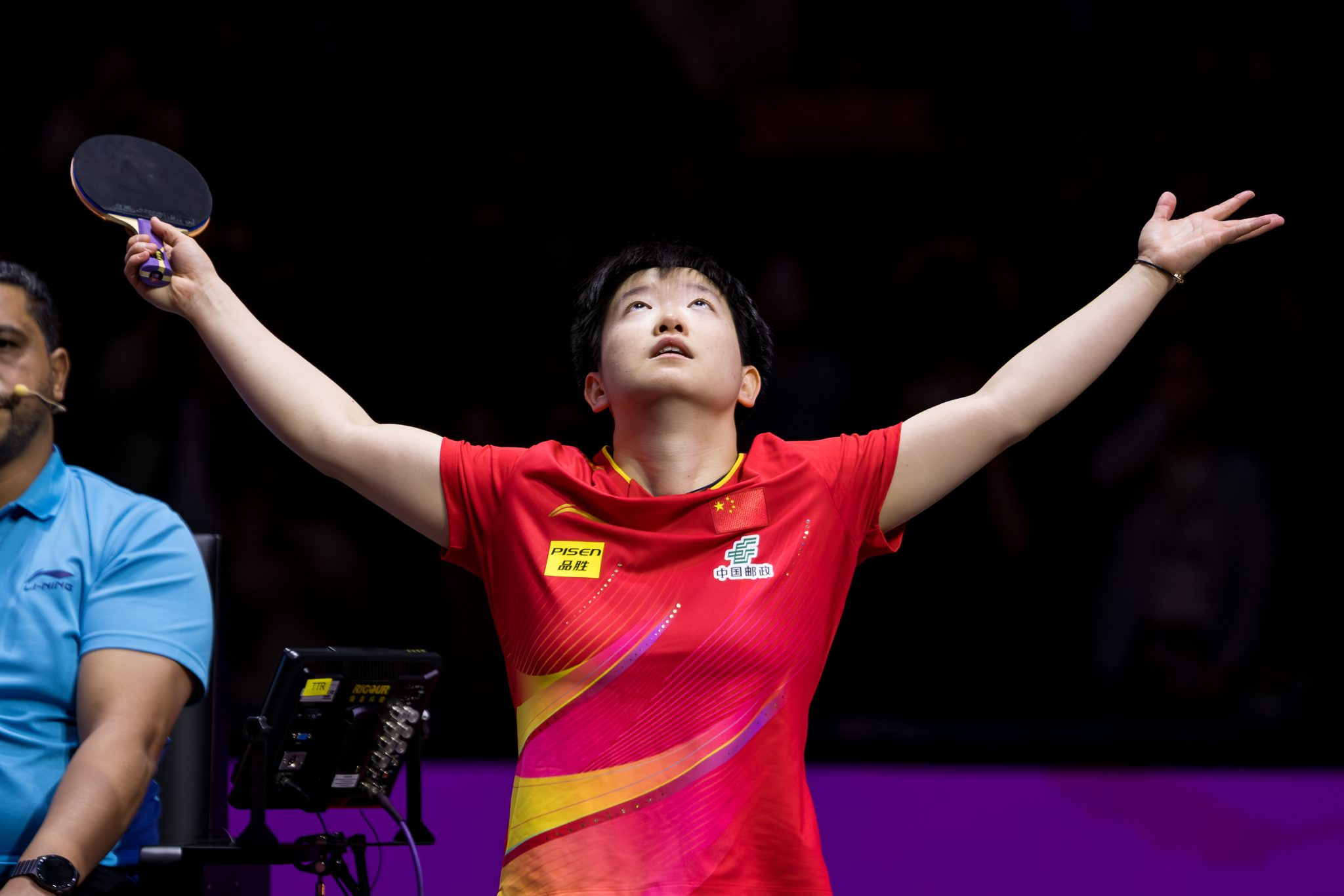 国际乒联称孙颖莎是领军人物12月26日，国际乒联官网发文：在多哈举行的国际乒联世