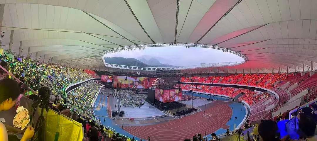 day2全景图天花板都照红了，红海密度超级惊人，铲毛积极下沉捞人都是有效的😭?