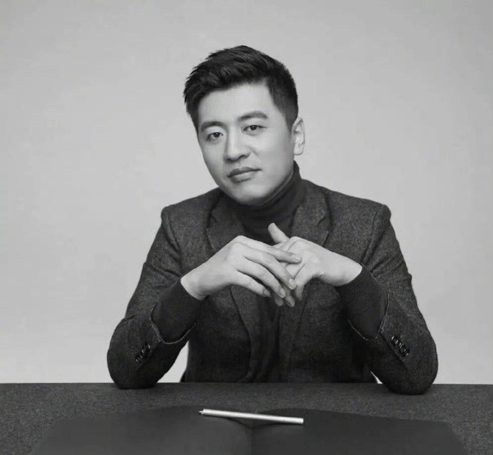 张雪峰的离世让我想到了同为聊城临清人的季羡林。
季羡林是文学大家，国学大师，学界