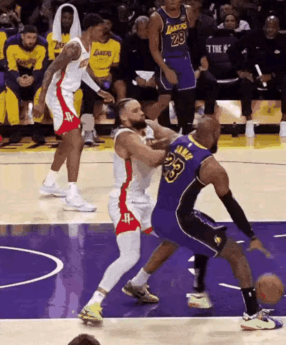 狄龙不仅要搞詹姆斯心态，还要搞詹姆斯身体！现代篮球都靠这赢球？
现在的篮球已经让