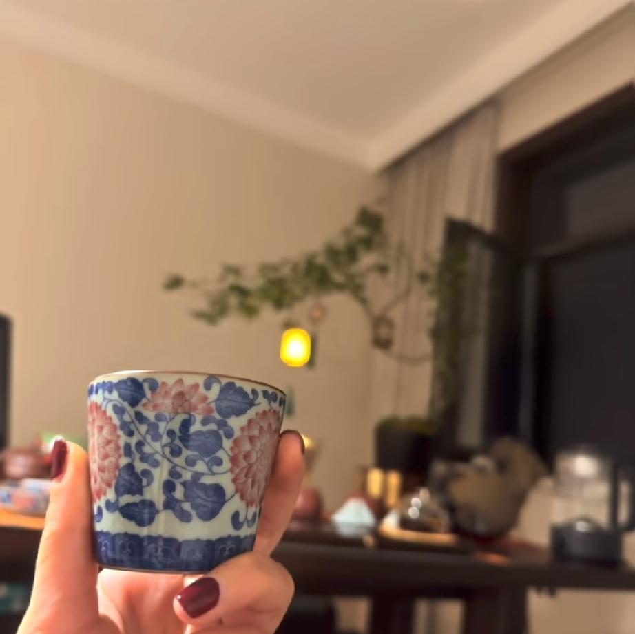 当你爱错人，结错婚， 生场大病，生意 失败， 经历生离死别和背叛时， 你就会 明