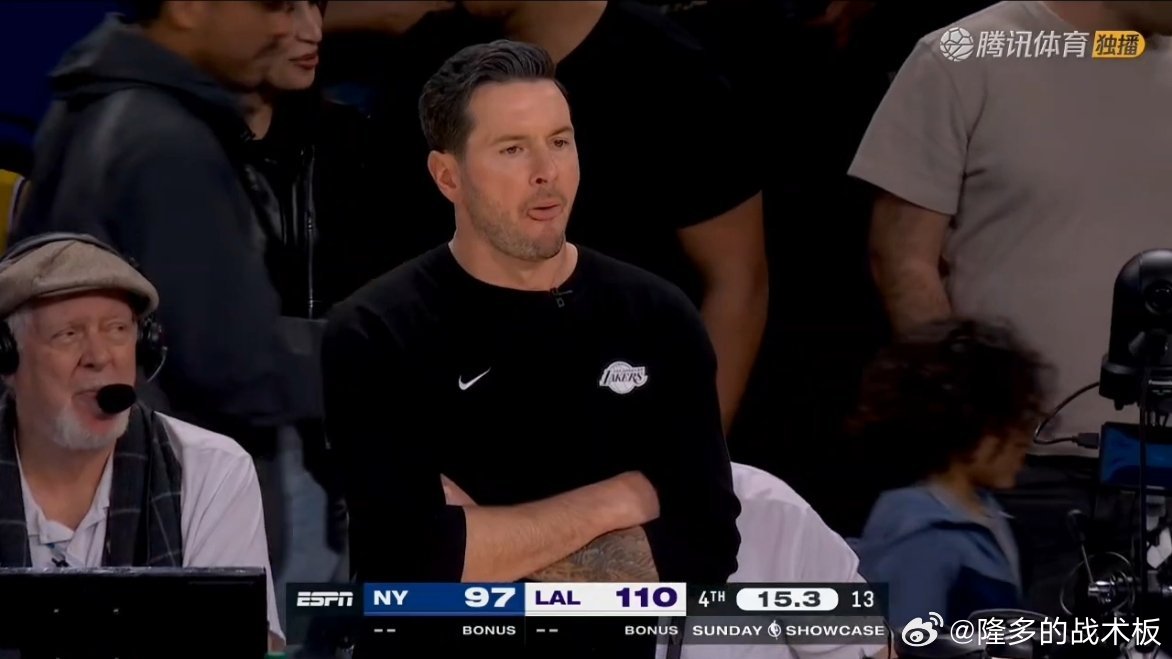 雷迪克表示，今天比赛的关键在于做出多次拼抢、持续努力，并且把这种状态坚持了四节，