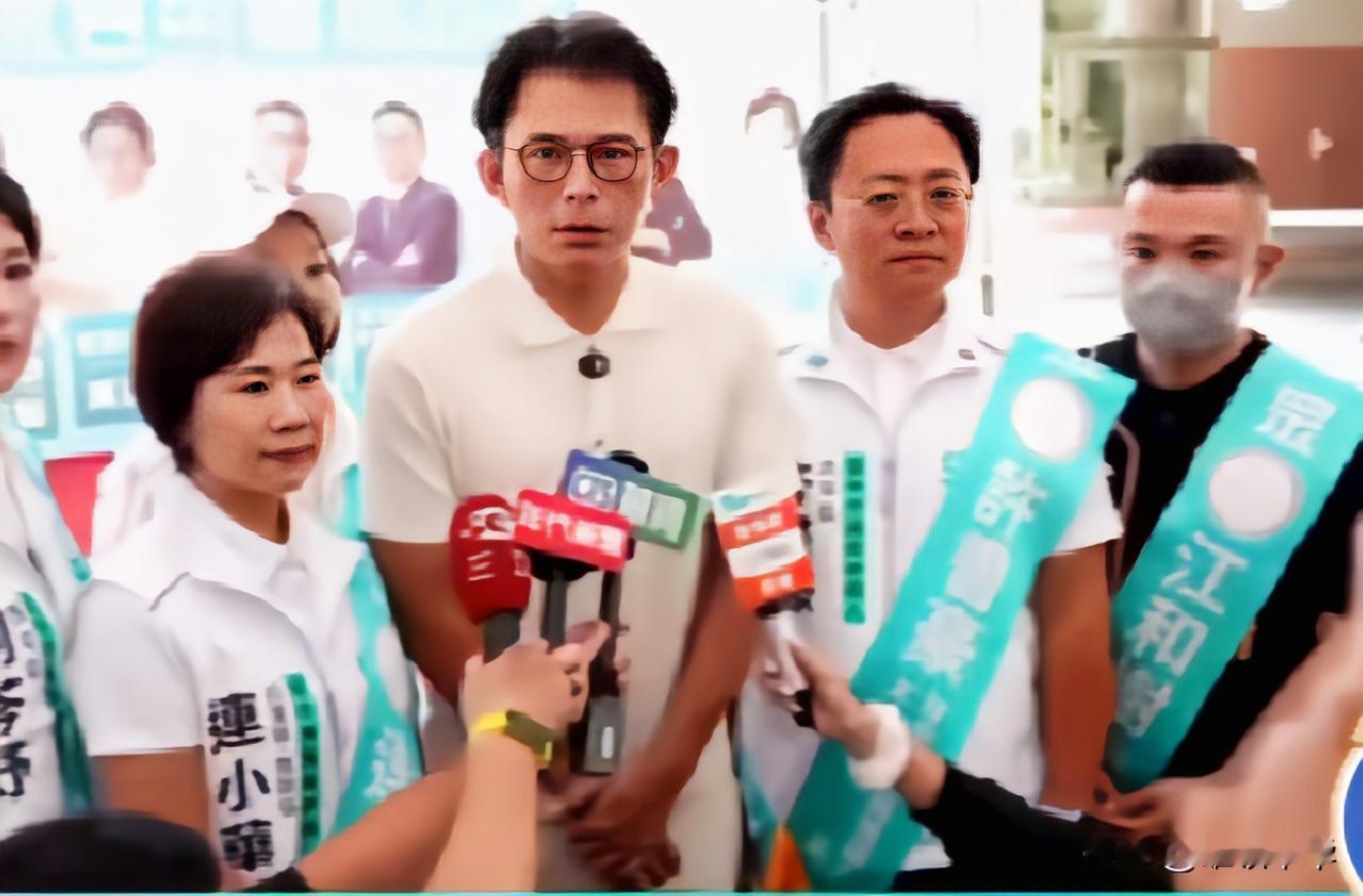 在台岛居然有如此头脑简单的政客，时至今日仍然相信美国对台六项保证，相信西方鼓吹的