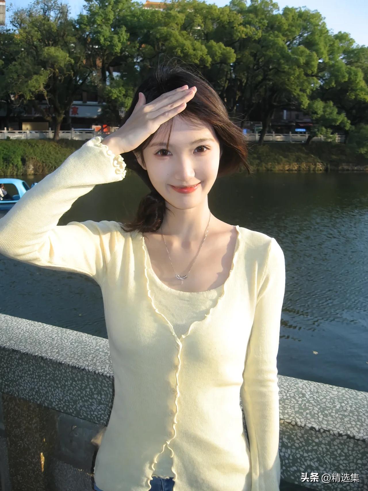 湖边氛围感拍照，与湖水静静相伴